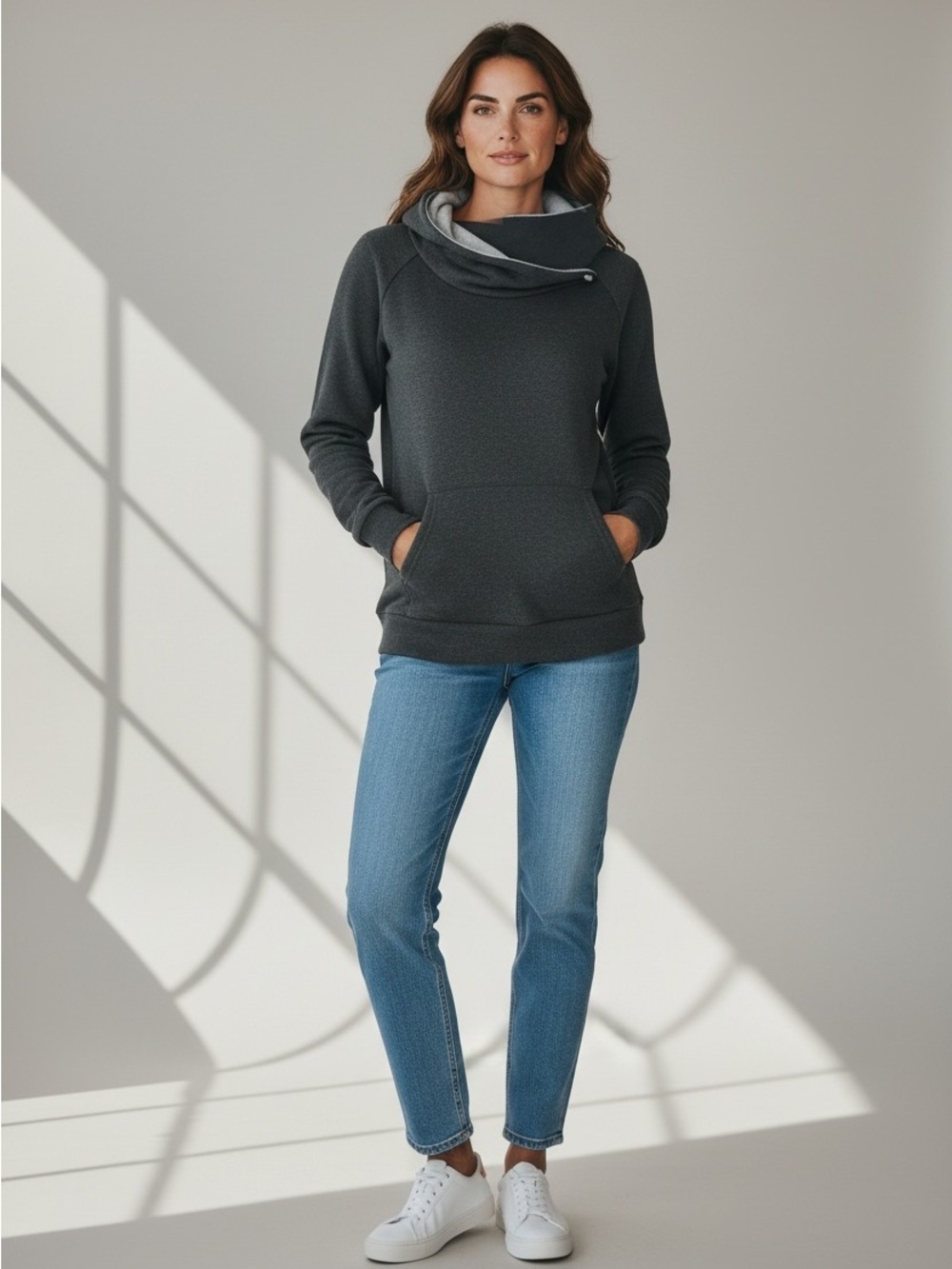 UNIQUE WOMENS HOODIE Lightweight Black with Silver Hood Interior Medium EUC
